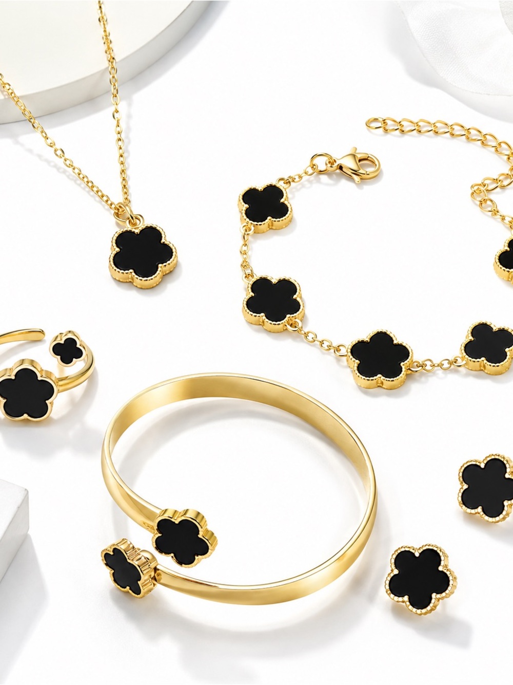 Gold Plated Black Clover Pendant Necklace — Elegant Women's Necklace